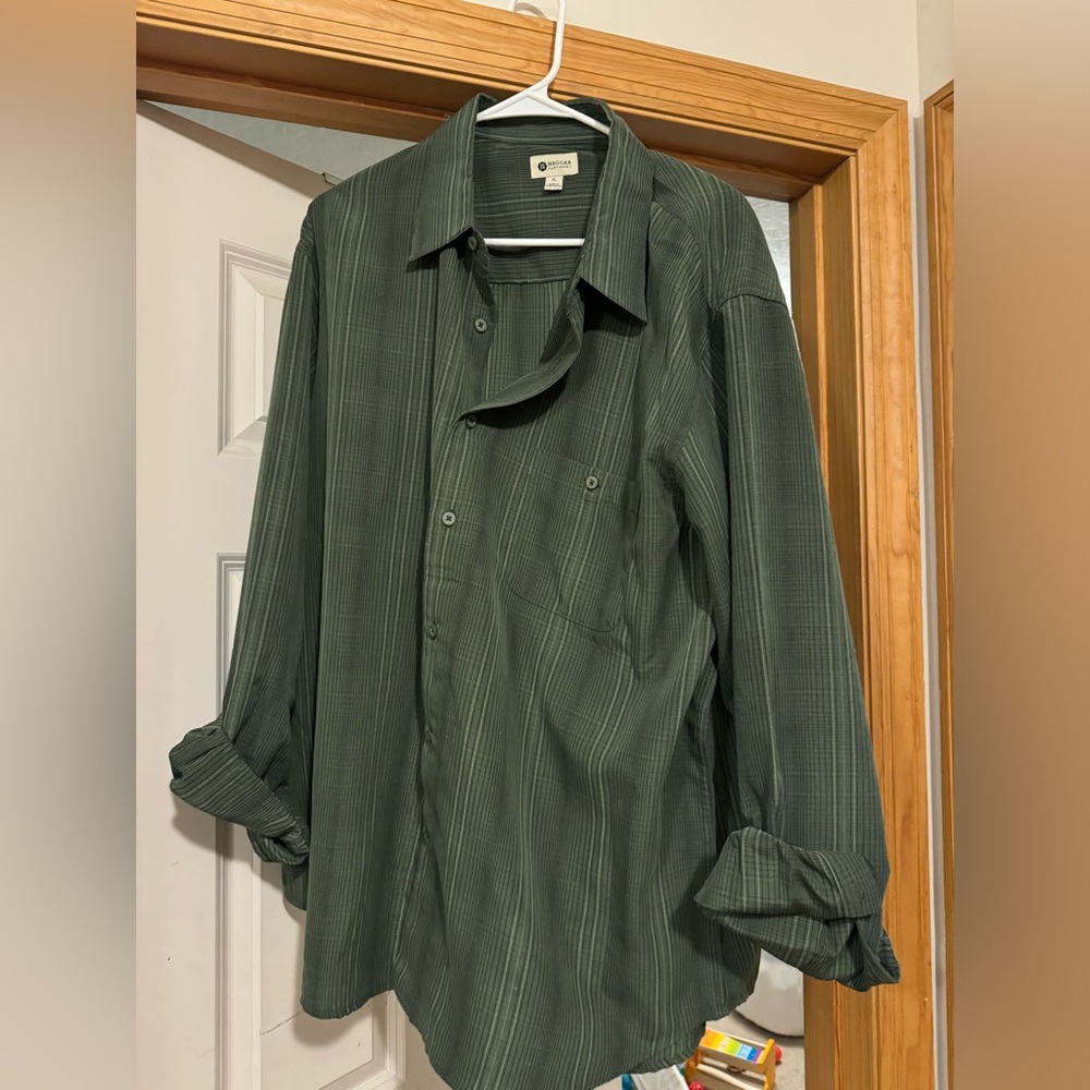 Haggar clothing XL green collared long sleeve shirt
